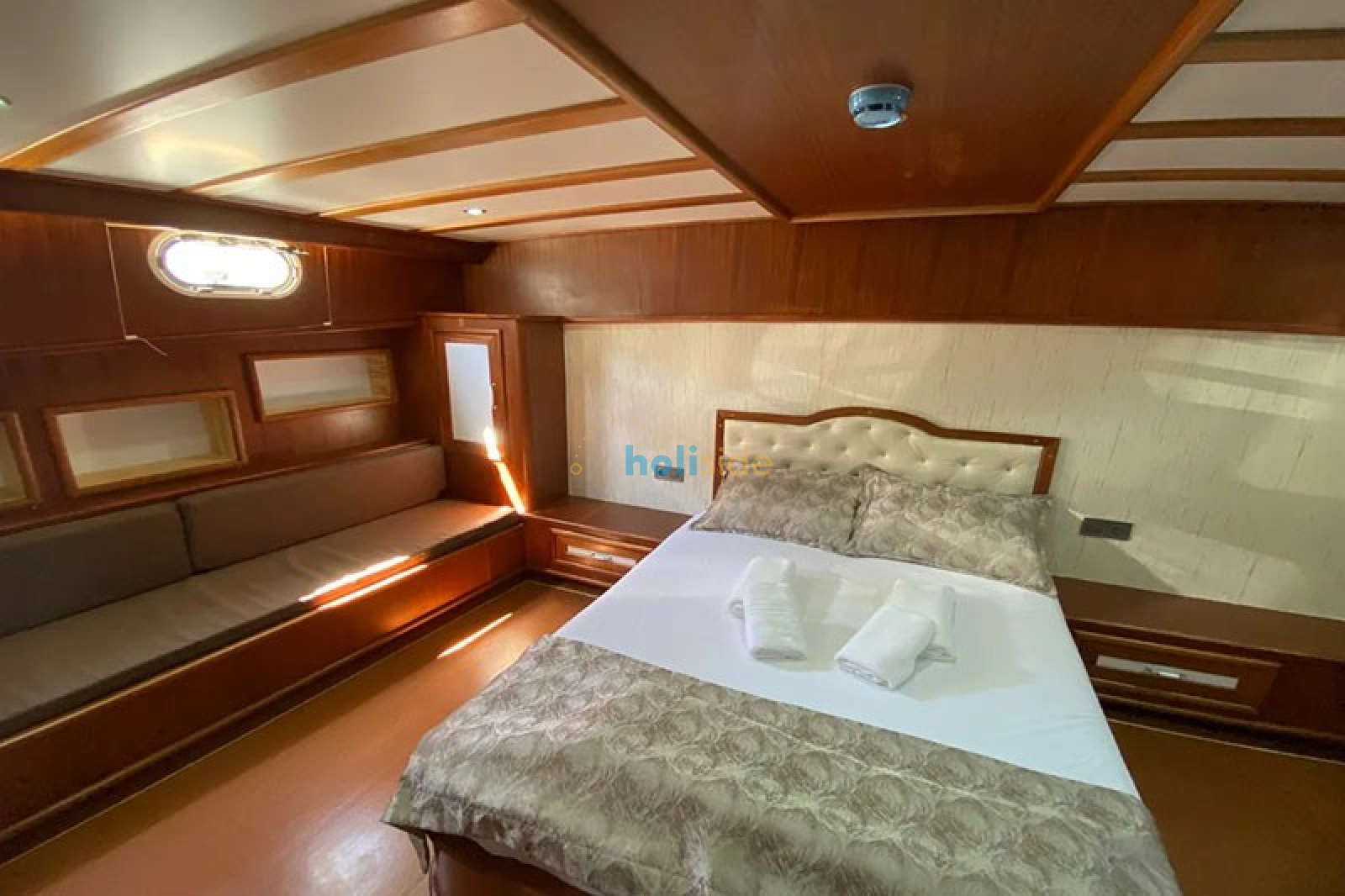 Arın Deniz Gulet