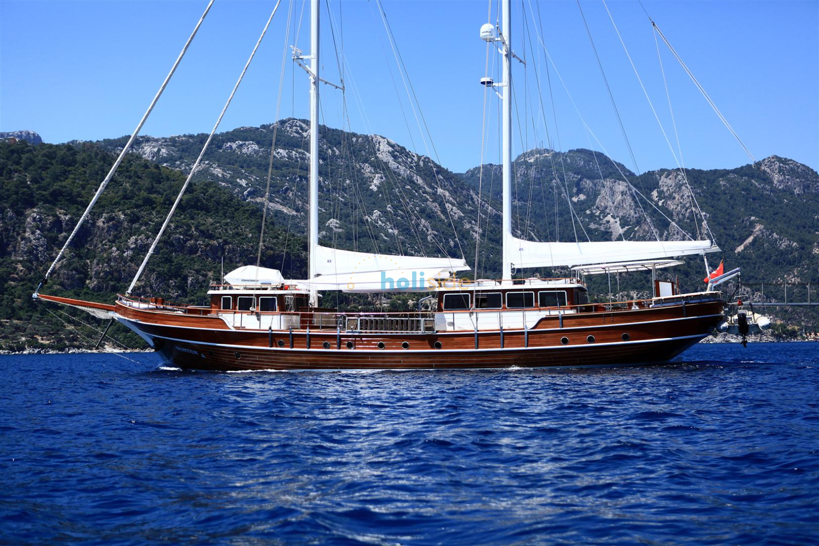 Nurten A Gulet