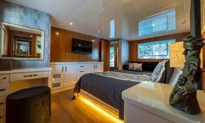 Simay S Trawler