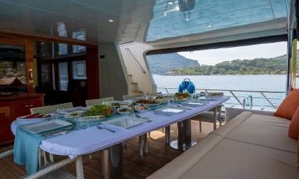 Simay S Trawler